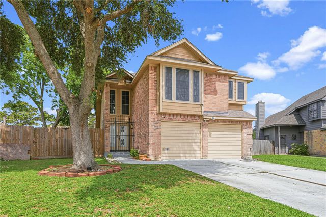 16306 Saint Helena Way — Briar Villa South