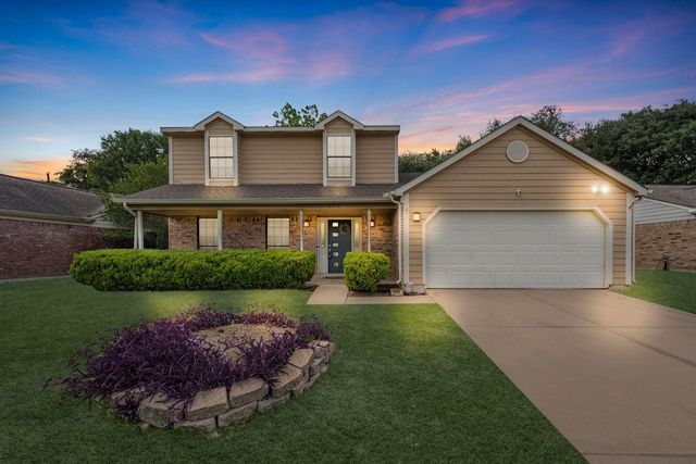 8419 Sunny Ridge Dr — Copperfield Middlegate Village