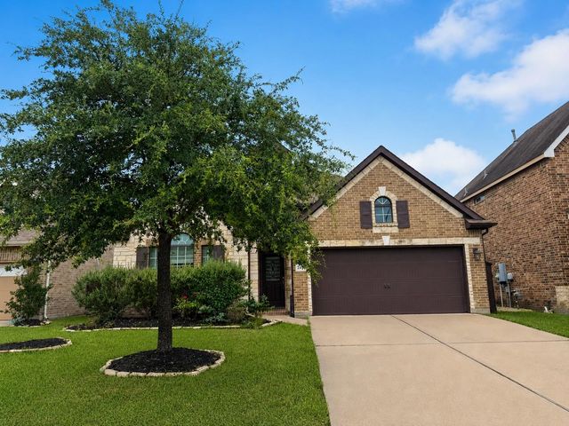 24334 Piazza Dr — Lakes Of Bella Terra