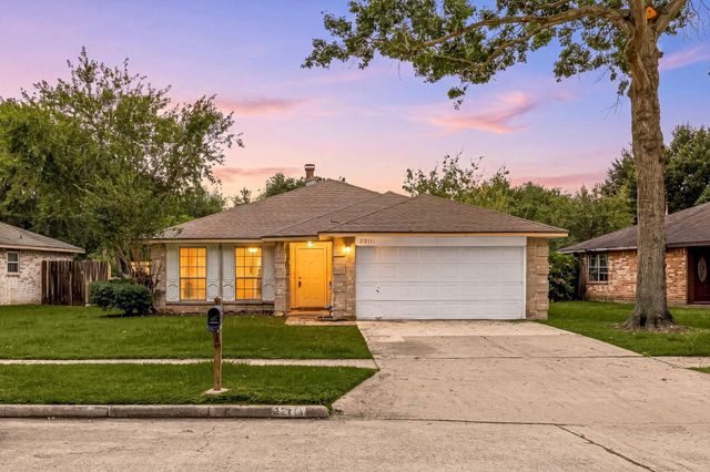 22111 Pearl Lake Dr — Westland Crk Village Sction