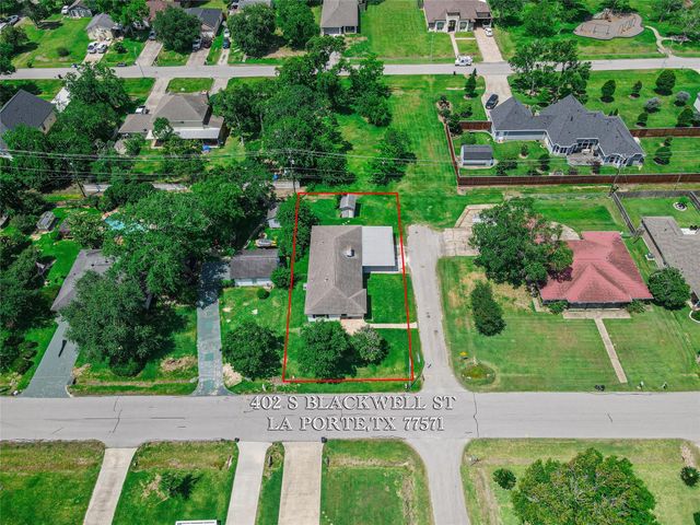 402 S Blackwell St — Bay Front La Porte