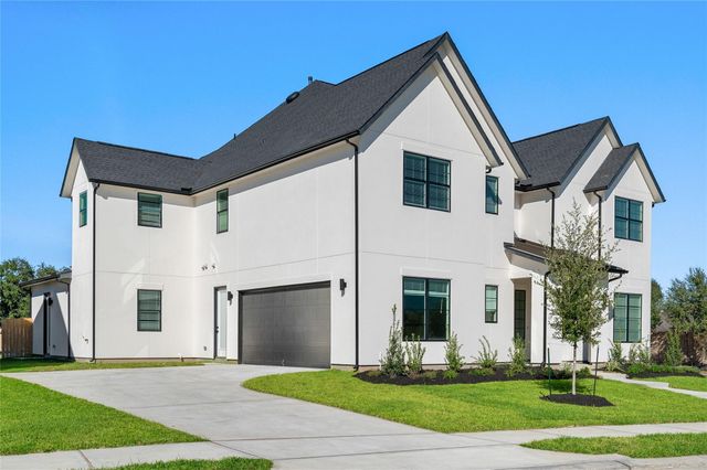 7902 Hopewell Ln — Northfield