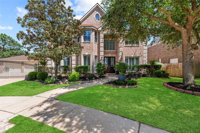 8106 Hollowhaven Ct — Copper Lakes
