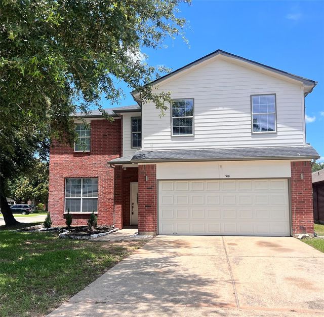 918 Ivycroft Ln — Northwood Pines Sec 07