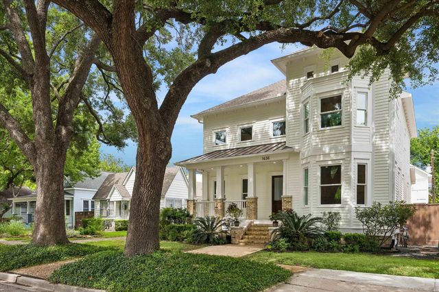 1436 Harvard St — Houston Heights