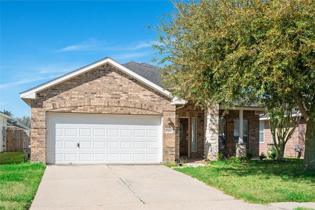 7414 Sabinal Creek Dr — Lost Creek