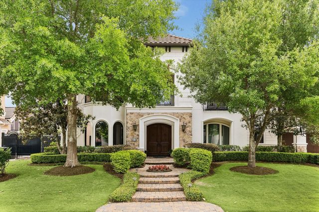 3511 St Tropez Way — Royal Oaks Country Club