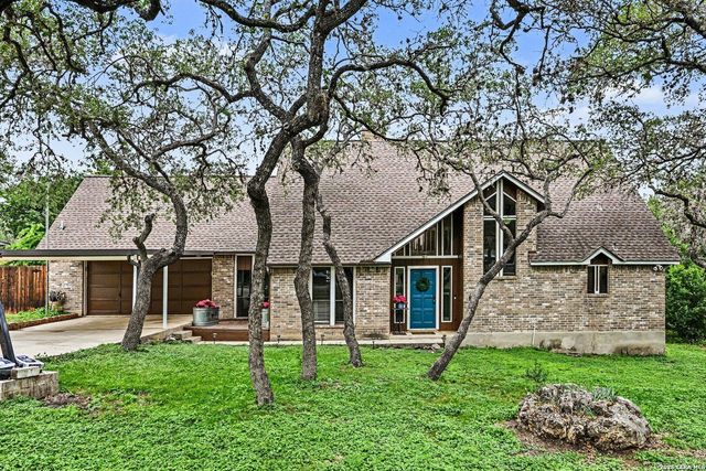 1718 Copperfield — OAK CREEK