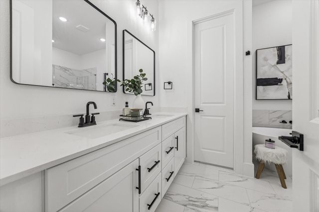 5606 Azores — Paul Quinn Heights