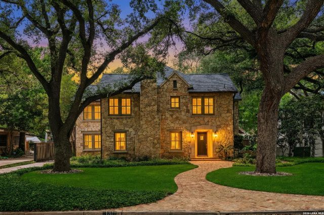 131 PARK HILL DR — OLMOS PARK