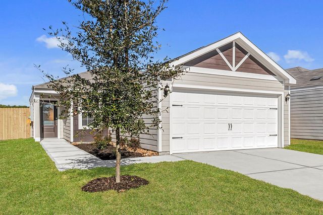 8204 Vanilla Orchid Dr — Wayside Village