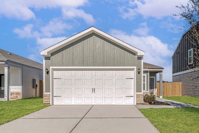 8318 Sunberry Shadow Dr — Wayside Village