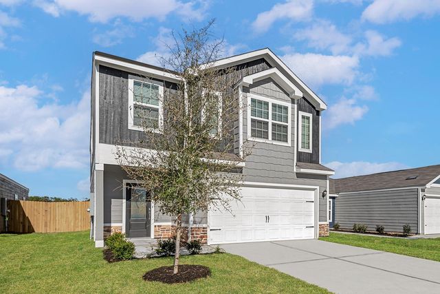 8211 Vanilla Orchid Dr — Wayside Village