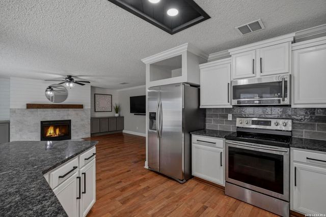 3904 Tattnall — SAVANNAH SQUARE