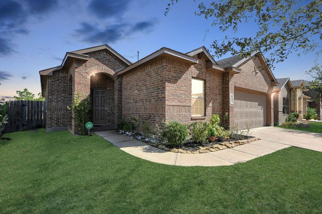 4022 Nestra Dr — Ventana Lakes Sec 6