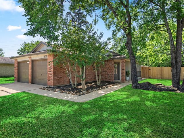 19219 Nehoc Ln — Walden On Lake Houston Ph 02