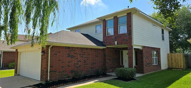 13115 Ridgewood Knoll Ln — Regal Oaks