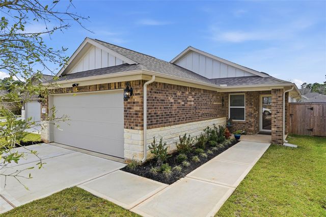 1713 Cayden Oak Ln — Montgomery Oaks