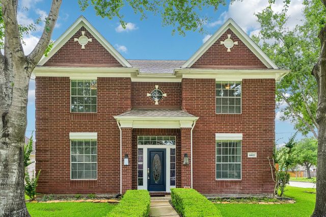 6802 Oak Run Dr — West Oaks Village Sec 1