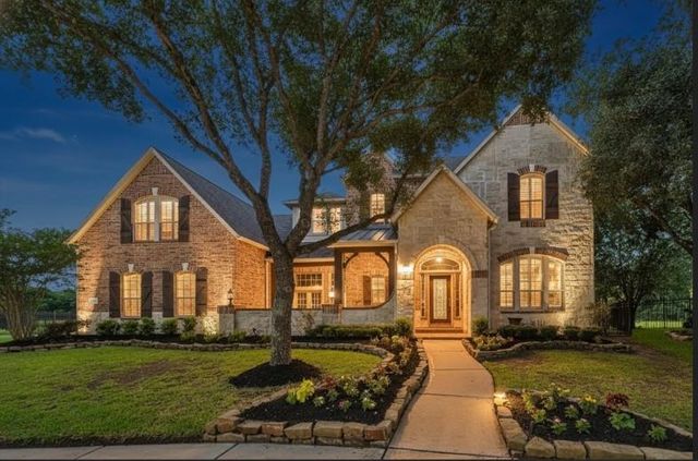 8911 Bluehaw Mdw Ln — Seven Meadows