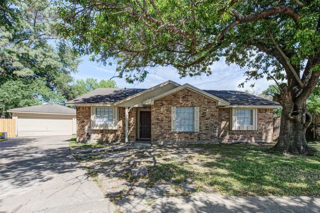 8914 Stonehearth Ln — Woodland Trails Sec 04