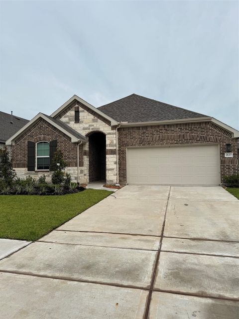 2127 Villa Flora Ln — BEAMER VILLAS