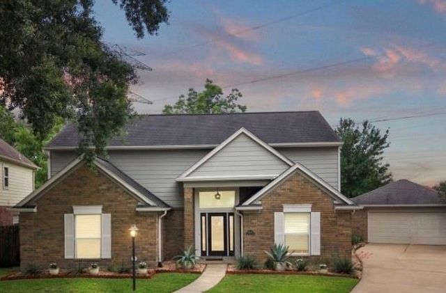8831 Bent Spur Ln — Winchester Country Trails