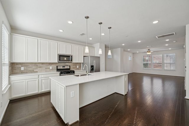 8604 Hollyoaks Creek Ln — Briarmont Sec 1