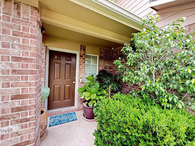 12547 Chiswick Rd — City Park West