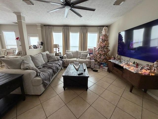 16122 Hidden Crest Dr — Sonoma Ranch Sec 06