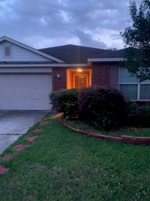 4630 Comal River Loop — Creekside Village 01