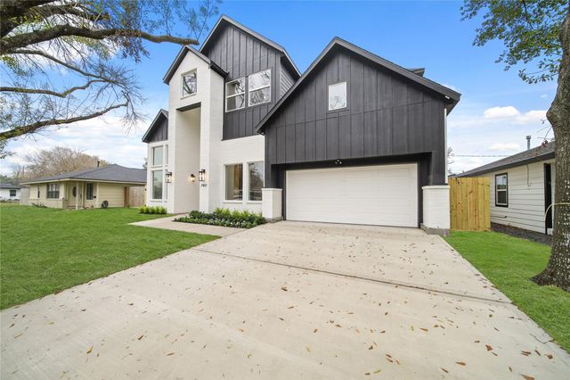 7407 Janak Dr — Pine Terrace Sec 04