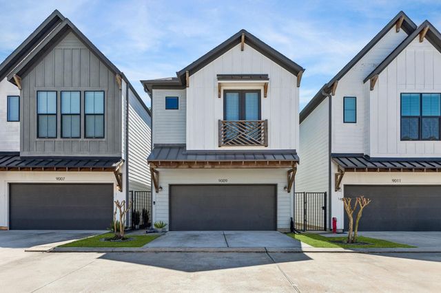 9009 Wellspring Dr — Laverne Spgs