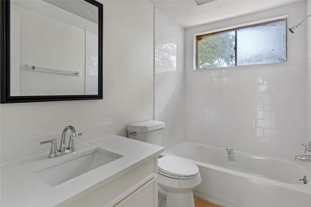 8631 Little River Rd — Westbank