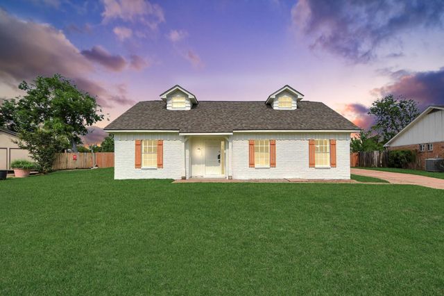 7230 Pella Dr — Sharpstown Country Club Terrac
