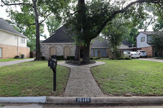 15110 Walters Rd Rd — Olde Oaks