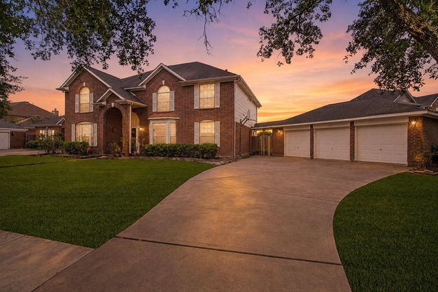 515 Spring Moss Dr — Oyster Creek Village Lake Olympia Sec 2