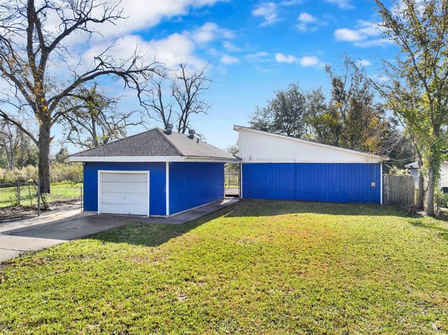 7514 Glen Manor Dr — Glen Manor Sec 1