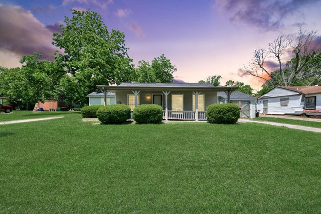 3603 Crosby Cedar Bayou Rd — Christian Smith Survey Abstract 69