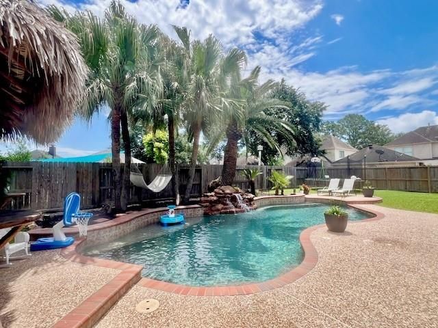 105 Laguna Pointe Dr — Harbour Park Sec 6 96