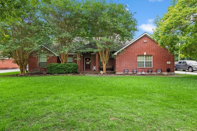 1002 Westwood North Dr — Westwood 03