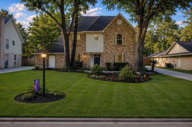 6511 Castle Pine Ln — Spring Creek Forest