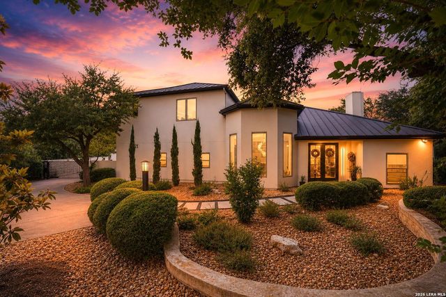 1 Whitechurch — THE DOMINION