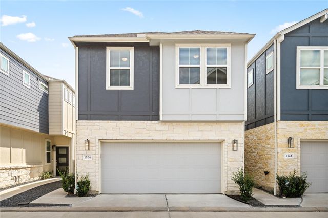 1524 Lakeline Oak Dr — Park Row Village