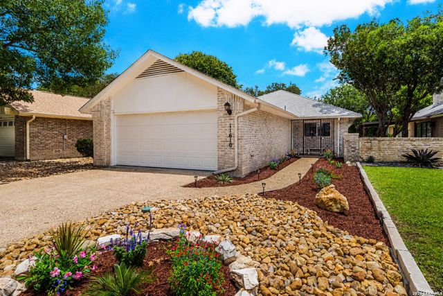 11610 WHISPER TRAIL ST — WHISPERING OAKS