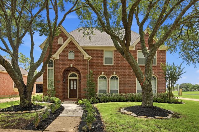 4919 Avondale Dr — Bridgewater Sec 2