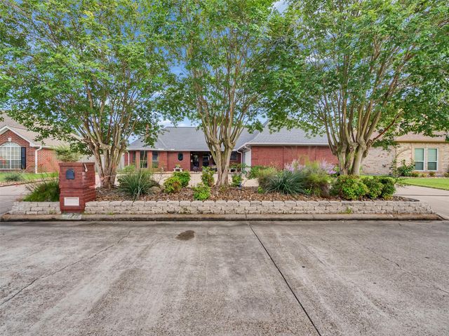 1717 24th Avenue — Westview 5