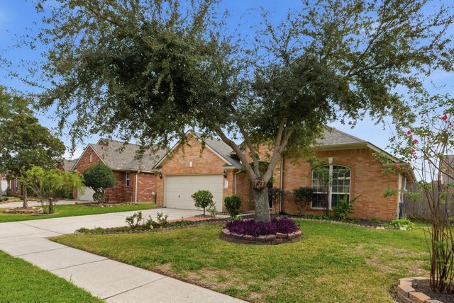 1318 Diamante Dr — Strawberry Glen Sec 01