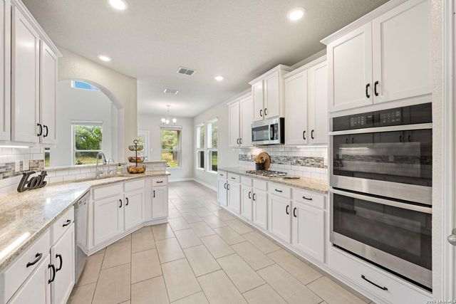 3254 Blenheim Park — VENTANA