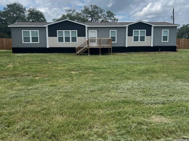 112 County Road 158 — INDEPENDENCE HILLS